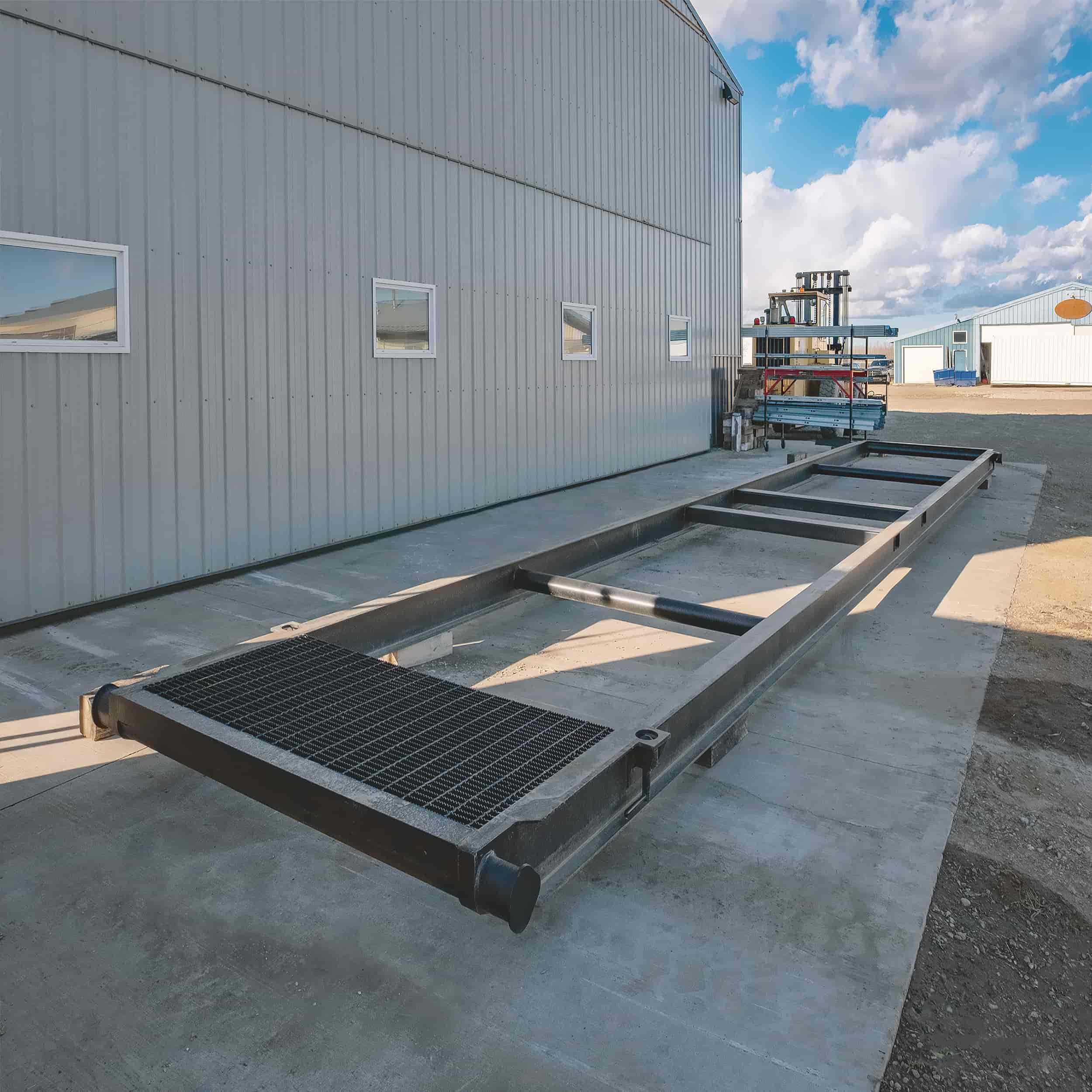 40&rsquo; Container skid w/ twist lock &ldquo;Grated&rdquo; - Backstorage Containers LLC